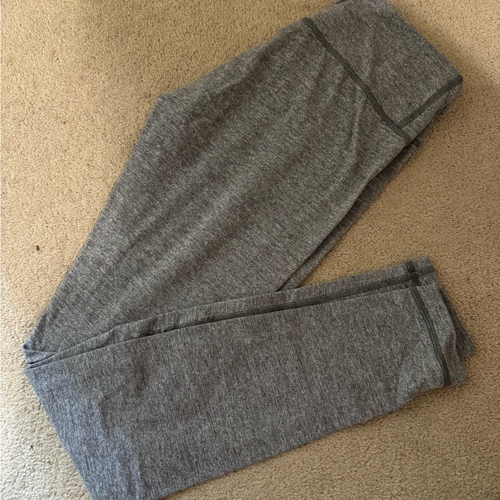 Lululemon wunder under pants size 8 EUC heathered grey